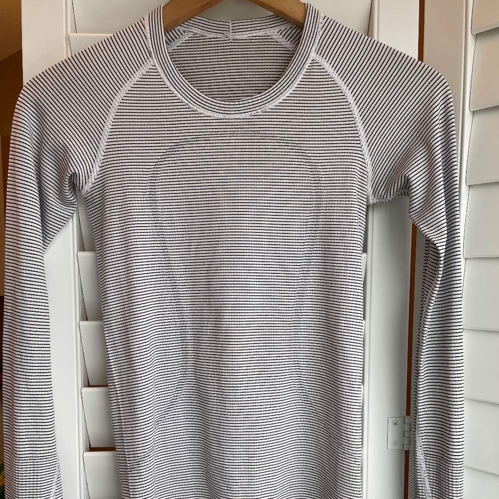 Lululemon Run Swiftly Longsleeve